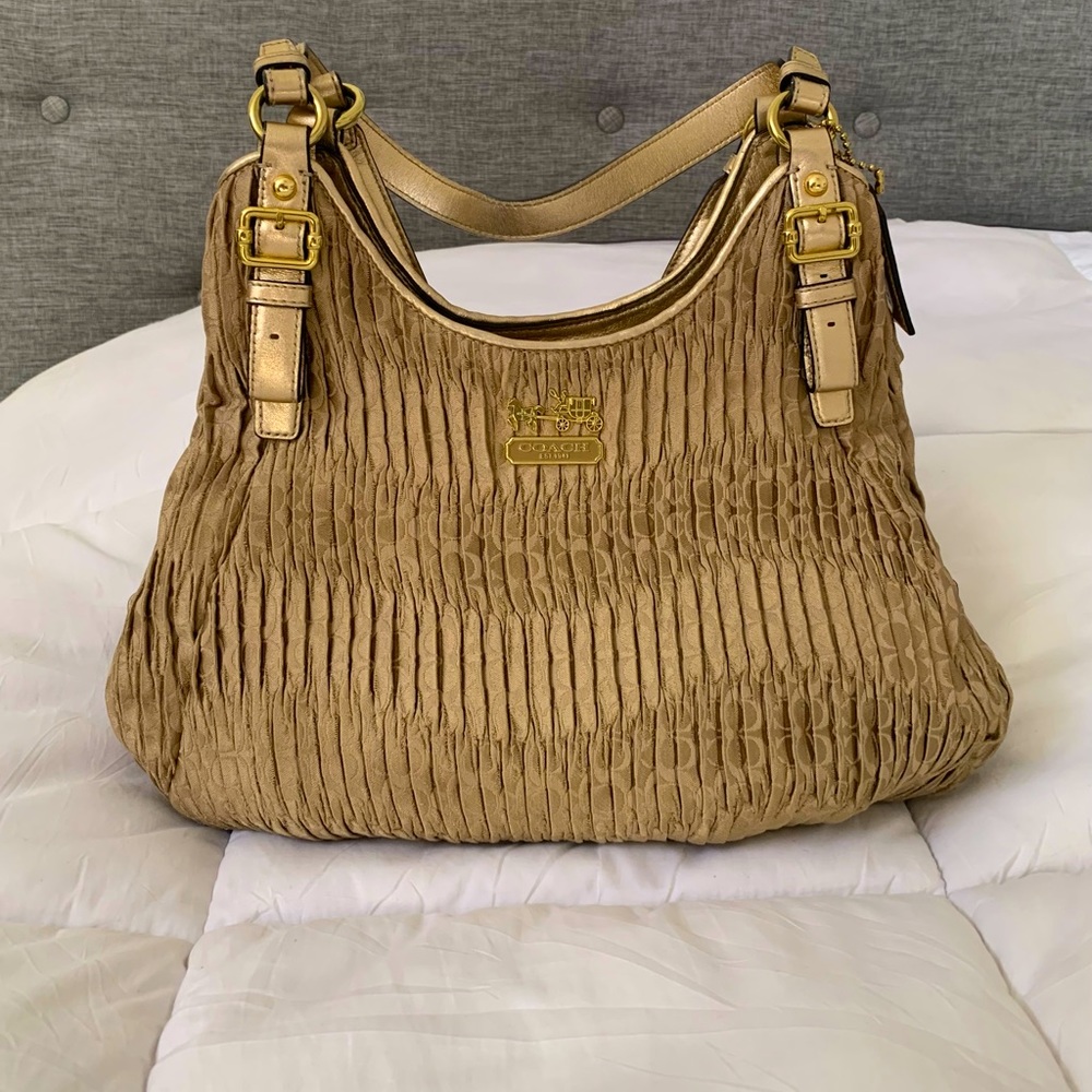 Authentic Coach Maggie Madison Purse